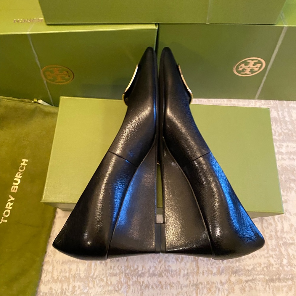 Tory Burch Georgia Wedge Pumps - Picture 7 of 15